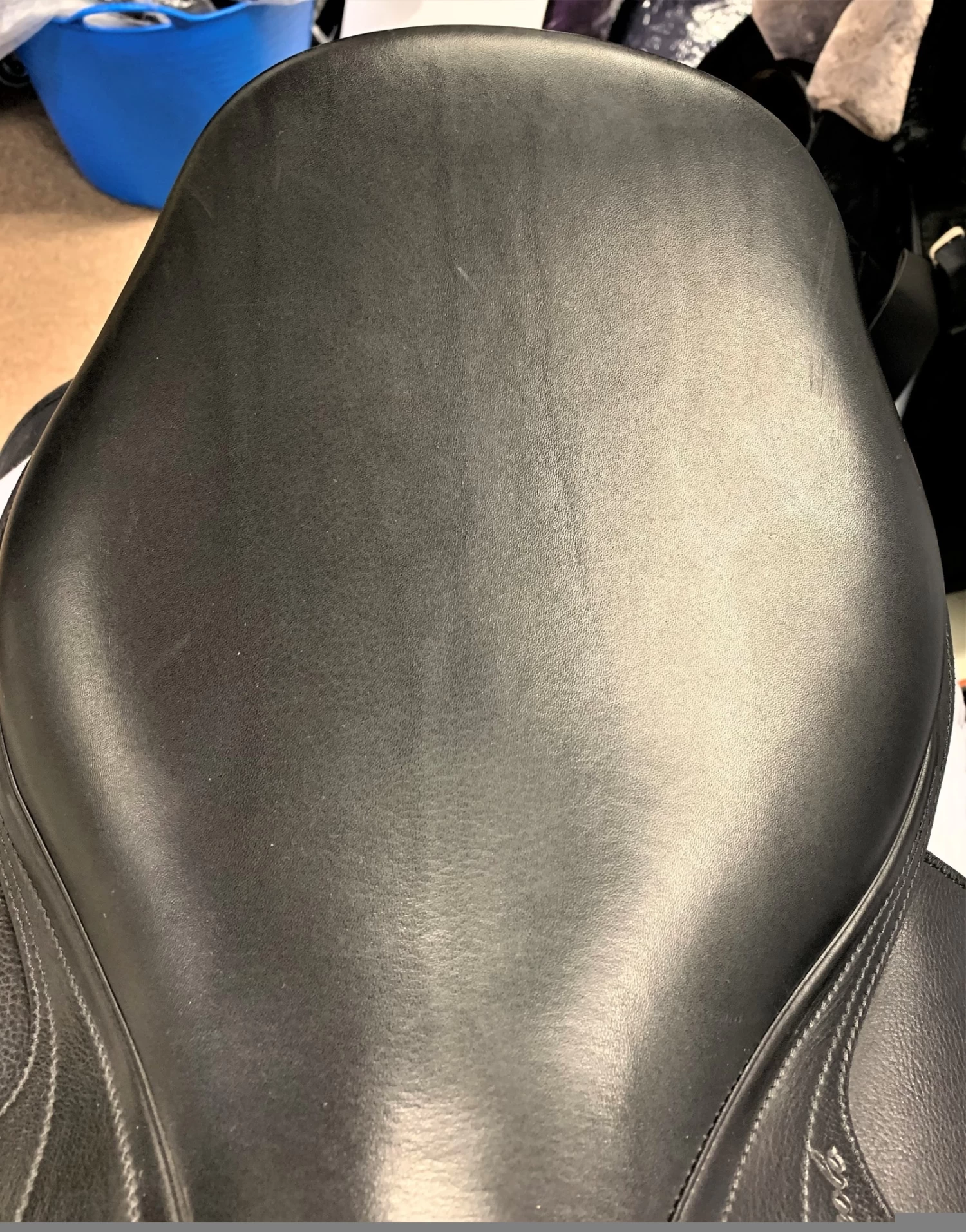 Amerigo Close Contact Flat Seat Dressage Saddle 17 " XW Black Ex Demo 2 Amerigo Close Contact Flat Seat Dressage Saddle 17 " XW Black Ex Demo - Image 2