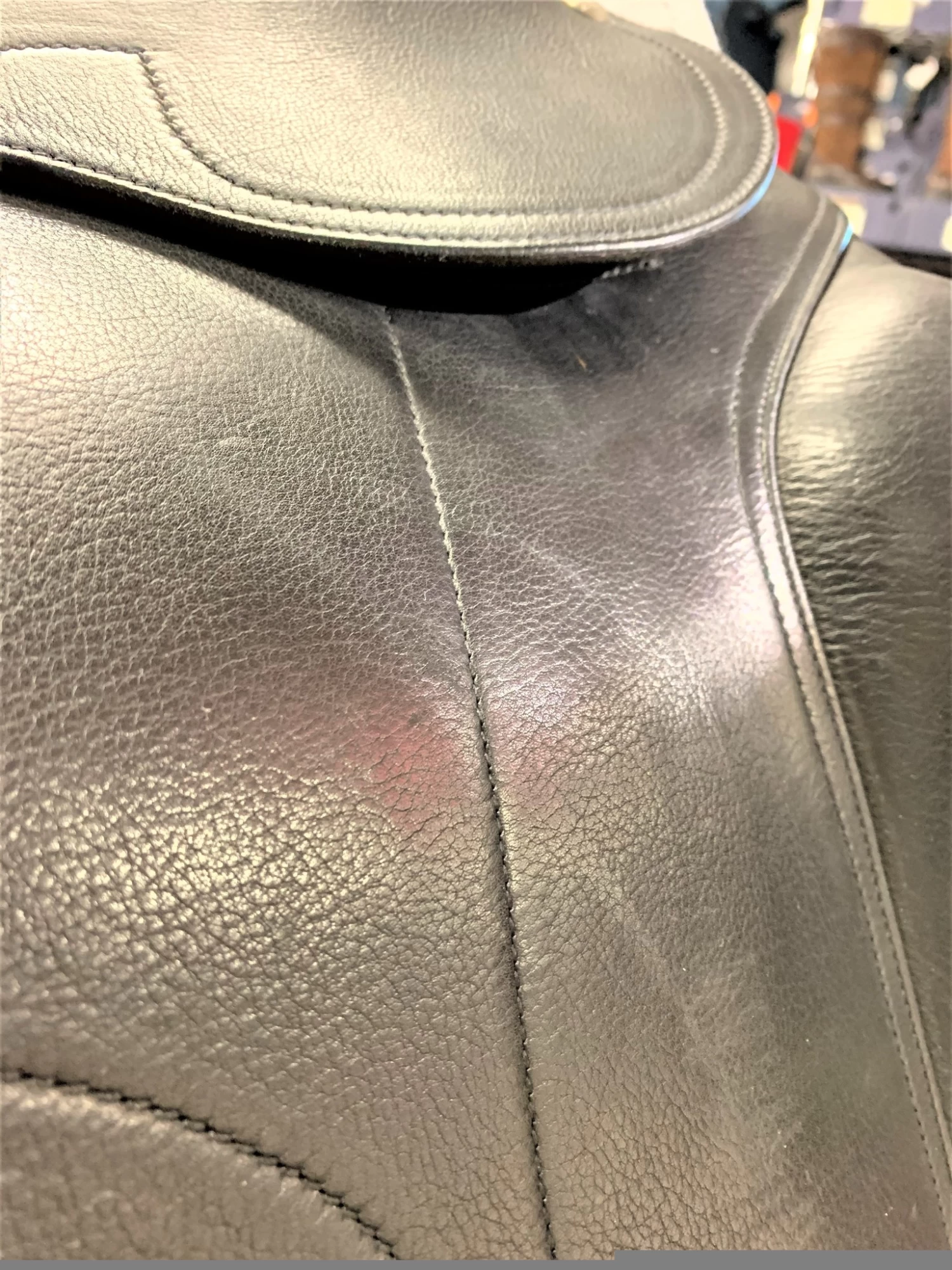 Amerigo Flat Seat Pinerolo Dressage Saddle 17" W-XW Black Ex Demo 3 Amerigo Flat Seat Pinerolo Dressage Saddle 17" W-XW Black Ex Demo - Image 3