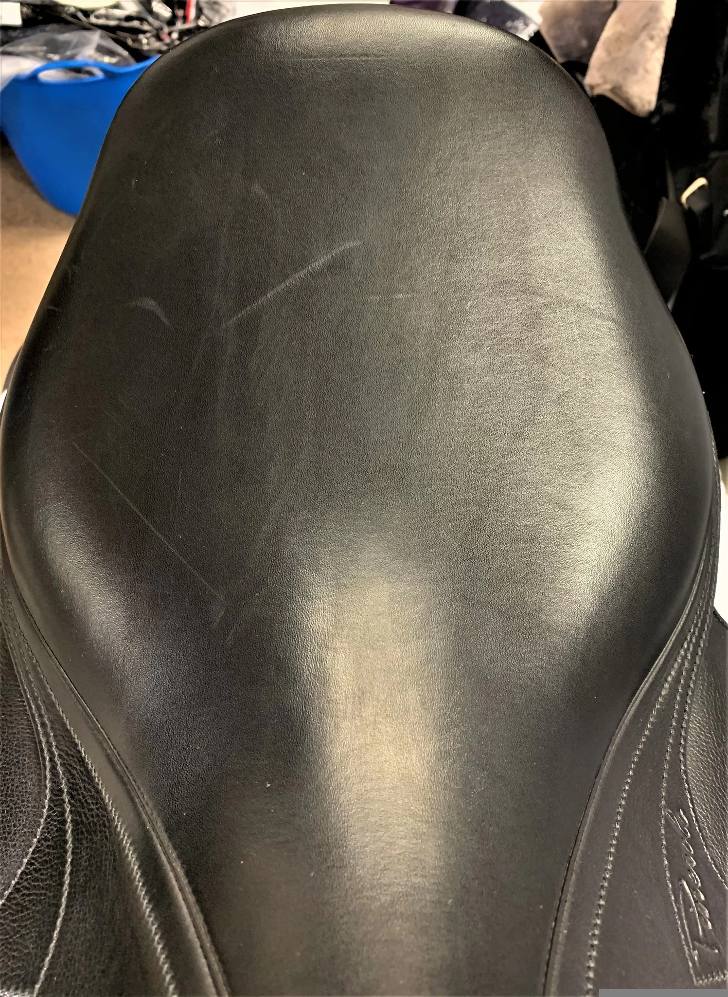 Amerigo Flat Seat Pinerolo Dressage Saddle 17" W-XW Black Ex Demo 2 Amerigo Flat Seat Pinerolo Dressage Saddle 17" W-XW Black Ex Demo - Image 2