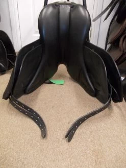 Jaguar Allie Birdy XKC Dressage Saddle 17 1/2" 27 Black Buffalo Leather With Latex Panels Ex Demo 8 Jaguar Allie Birdy XKC Dressage Saddle 17 1/2" 27 Black Buffalo Leather With Latex Panels Ex Demo -Equestrian Supplies Store jaguar allie birdy xkc dressage saddle 17 1 2 27 b 121306220 n a 332974433
