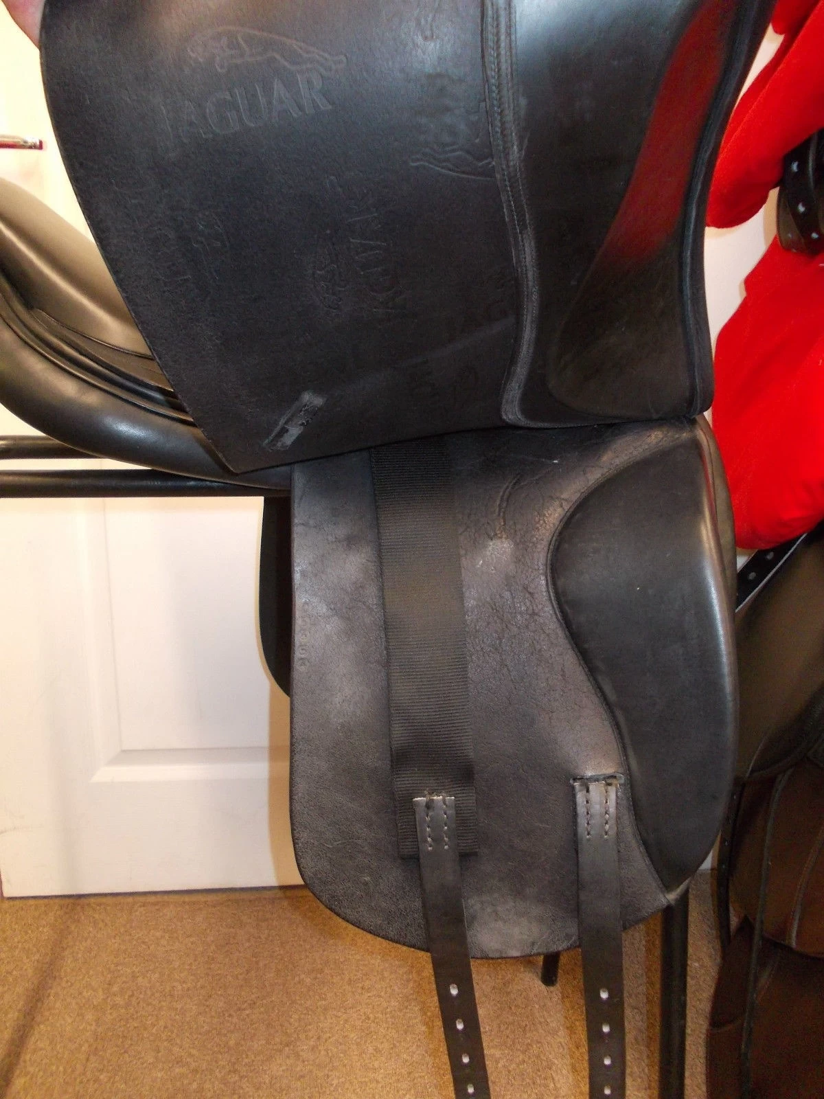 Jaguar Allie Birdy XKC Dressage Saddle 17 1/2" 27 Black Buffalo Leather With Latex Panels Ex Demo 2 Jaguar Allie Birdy XKC Dressage Saddle 17 1/2" 27 Black Buffalo Leather With Latex Panels Ex Demo - Image 2