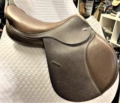 Jaguar Close Contact XJS Jump Saddle 17 1/2" 29 Brown Buffalo Leather Ex Demo