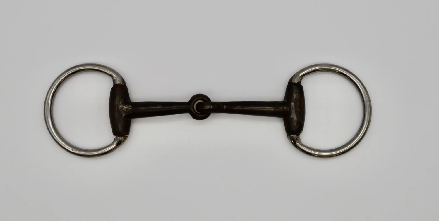 Monty Roberts Eggbutt Jointed Sweet Iron Snaffle 5 1/2" 1 Monty Roberts Eggbutt Jointed Sweet Iron Snaffle 5 1/2"