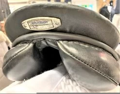 Stubben Scandica DL Dressage Saddle 17" 28 Black Ex Demo 5 Stubben Scandica DL Dressage Saddle 17" 28 Black Ex Demo -Equestrian Supplies Store stubben scandica dl dressage saddle 17 28 black ex 121380031 n a 332997155