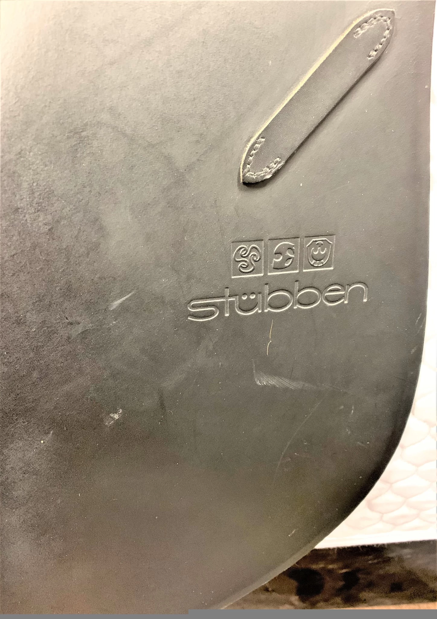 Stubben Scandica DL Dressage Saddle 17" 28 Black Ex Demo 2 Stubben Scandica DL Dressage Saddle 17" 28 Black Ex Demo - Image 2